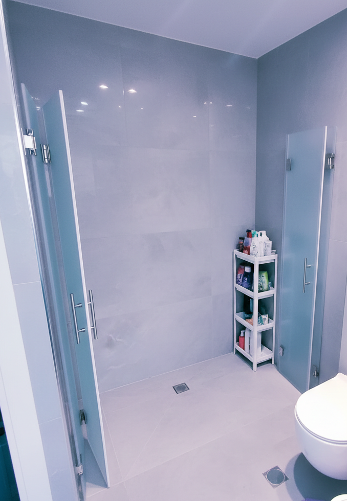 MTI-728 - דגם לירז - מקלחון חזיתי - הרמוניקה ארבע דלתות – תמונה 4