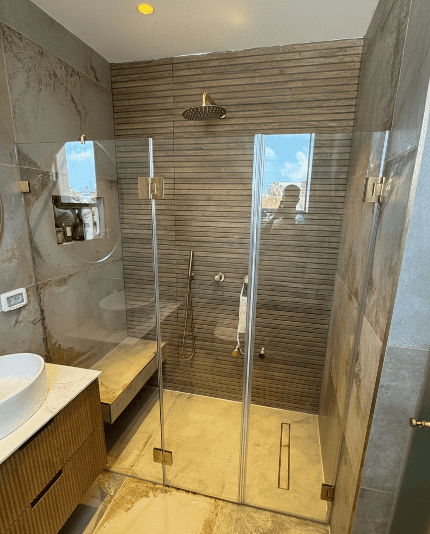 MTI-725 - דגם נועם - מקלחון חזיתי - קבוע ושתי דלתות – תמונה 3